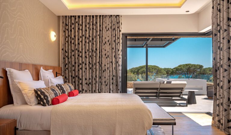 Suite L'Amour, lit king size et terrasse